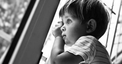 Девушке предложили выбрать ребенка на усыновление. Ее ответ поразил заведующую детдома