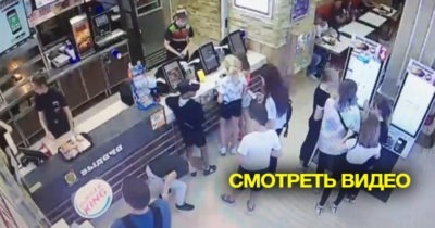 Женщина присвоила себе деньги, которые мальчик обронил на кассе